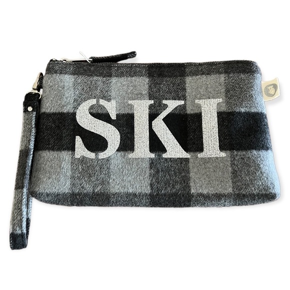KOALA KANVAS Flannel Gray Plaid Glitter SKI Wristlet NEW Apres Ski - Picture 1 of 5